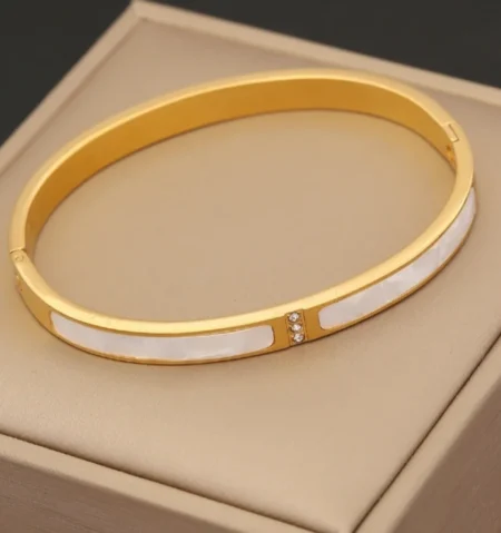 Helium Bracelet